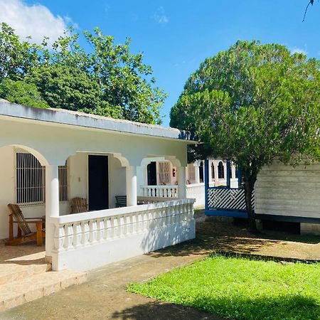 Westport Cottage Negril Exteriör bild
