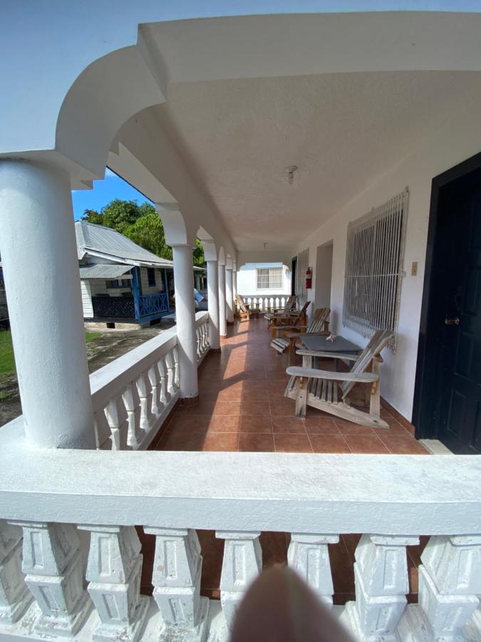 Westport Cottage Negril Exteriör bild