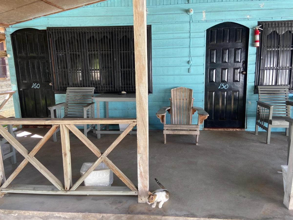 Westport Cottage Negril Exteriör bild